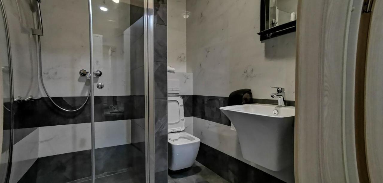 Hotel Sevilla Gold Leczeszyce Экстерьер фото