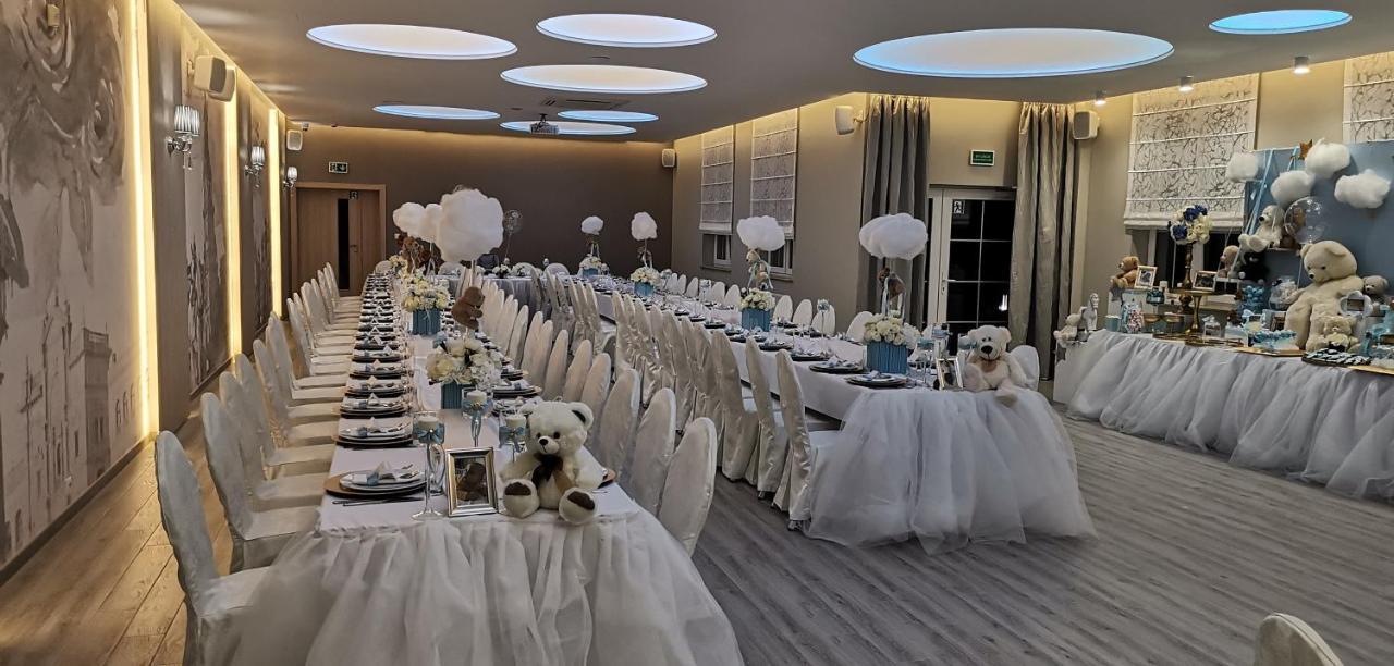 Hotel Sevilla Gold Leczeszyce Экстерьер фото